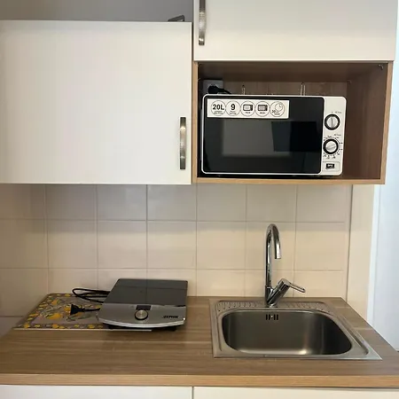 Ladependance Hotel apartamentowy 3*